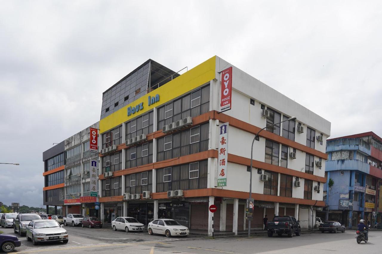 Oyo 89866 Houz Inn Бинтулу Экстерьер фото